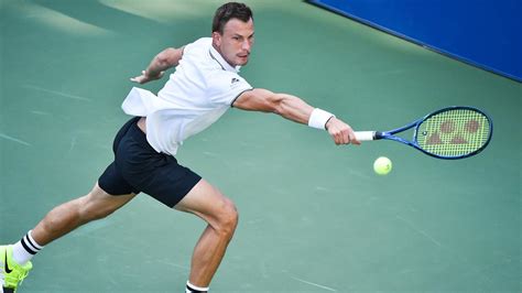 Hungarian tennis player marton fucsovics has just won his first atp tour title and is rising in the rankings. Marton Fucsovics vs Jannik Sinner: Ponturi Pariuri - 10.11 ...