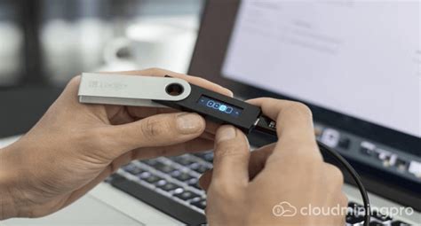 Your private keys, giving access to your assets, remain safe in a certified secure chip. Ledger Wallet Review ᐈ Ledger hardware wallet Pros and ...