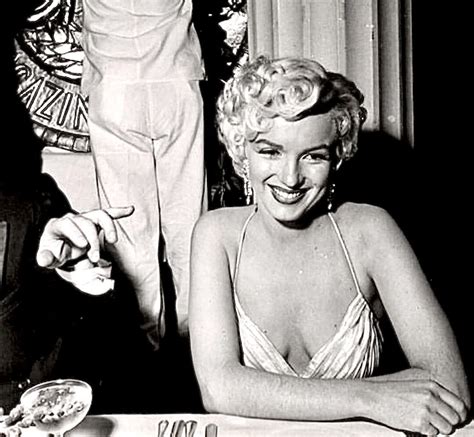 Pin by Marilyn Monroe Revealed on Marilyn monroe | Marilyn monroe, Movie stars, Marylyn monroe