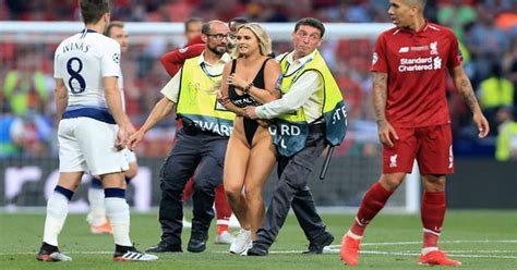 Who hired this hot streaker @ the @lfc v @spursofficial #uclfinal ? Champions League streaker Kinsey Wolanski slammed for latest 'inappropriate act' - Daily Star