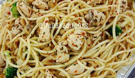 Resep spaghetti aglio olio yang sangat praktis ini bisa jadi solusi cepat santapan enak, lho. Chicken Aglio Olio,Resipi Lain Sikit Dari Biasa. Anak ...
