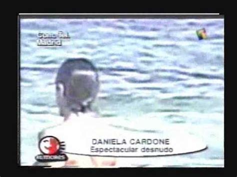 Daniela cardone nos habló de su vida alejada de los medios, nos mostró sus tatuajes y vimos su paso por el musical de tus sueños. daniela cardone desnuda de arriba -1999 - YouTube