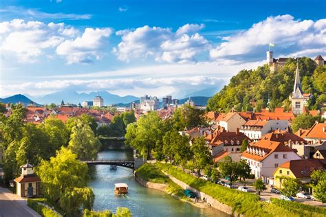 In the moderate zone the highest monthly precipitation (up to 15 inches 381 mm) occurs in spring and autumn, and the highest temperatures (often rising above 80 °f 27 °c) occur. Slovenia commits to a fully circular economy - Smart ...