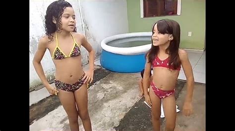 Esse é o desafio da piscina que eu fiz com a minha amiga willyespero que vocês gostem por favor deixe a sua sugestões de vídeo. desafio da piscinaDesafio da piscina