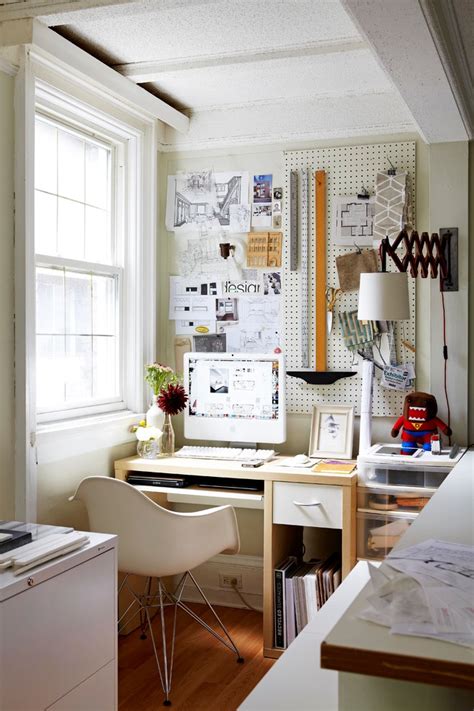 Experts reveal home office decor ideas that help you maximize space and creativity. 57 Cool Small Home Office Ideas - DigsDigs