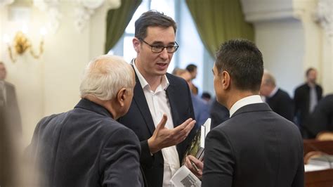 Yet according to david koranyi, ian brzezinski and matthew bryza of the atlantic council there are other ways to reduce these countries' dependence on russian gas supplies. Soros-közeli civilek, régi-új balliberálisok - ők ...