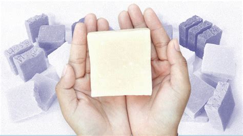 Many shampooing techniques are there about how to use a shampoo bar. How to Use a Shampoo Bar