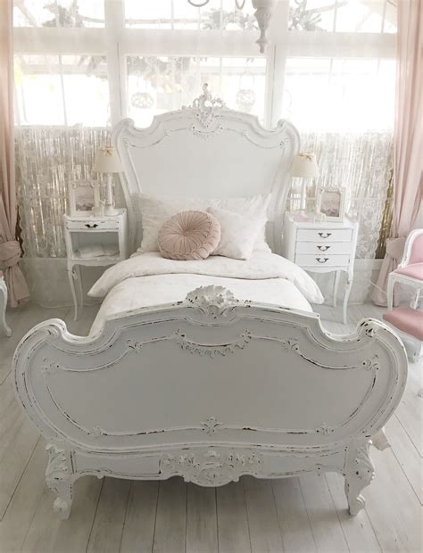 Landhausbett so einzigartig wie sie selbst massiv aus holz. Shabby Chic Bett | Daniela's Shabby Chic Boutique