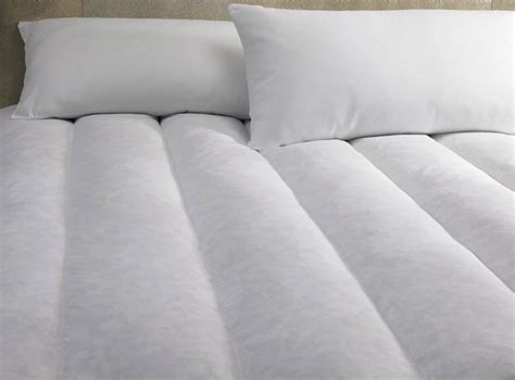 Hotel chains go out of their way to have the most comfortable mattresses for their rooms. Mattress Toppers | Shop Mattress Pads, Featherbeds ...