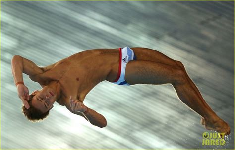 Tom daley claimed his third olympic medal when he won gold in the synchronised 10 metres platform with matty tom daley celebrates his bronze at london 2012 (andrew milligan/pa). Tom Daley & Matthew Mitcham Advance in Olympics Diving ...