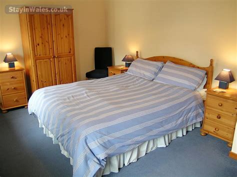 Arosfa holiday cottage in beddgelert provides quality self catering accommodation for 2 people in the heart of the snowdonia national park in north wales. Beddgelert Luxury Holiday Cottages - Coed Gelert