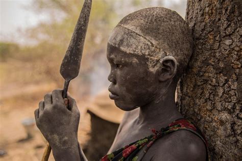 Многие десятилетия в судане шла кровопролитная война между. Уникальные снимки: Динка - народ, населяющий Южный Судан ...
