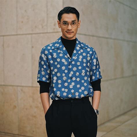 Selain daniel mananta, 4 pasangan artis ini rahasiakan pernikahannya baca juga: Biodata, Profil, Fakta & Perjalanan Karir Afgan Syahreza