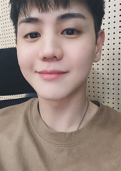 Two years after making his feature directorial debut on the beloved indie columbus the filmmaker will both write and direct the film, which will be released with the slightly tweaked title after yang. Fans Wonder If HIGHLIGHT's Yang Yoseob Even Ages At All ...