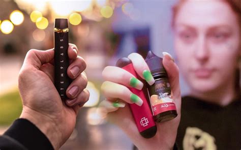 Beli produk rokok elektrik vape berkualitas dengan harga murah dari berbagai pelapak di indonesia. Fenomena "Vape POD" : Benarkah Alternatif Rokok Yang Lebih ...