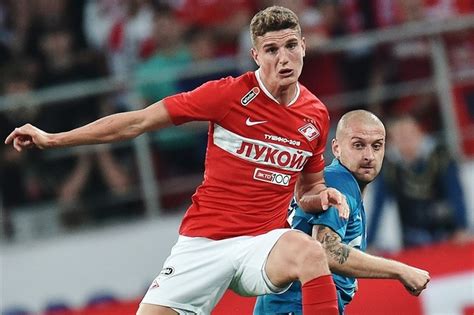 Til is a youth exponent from az. Guus Til op sportief gebied niet gelukkiger geworden van ...