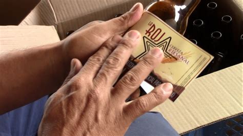 Cerveza artesanal 'la roja'.cortesía de cerveza artesanal la roja. La Roja Cerveza Artesanal - Crowdfunding - YouTube