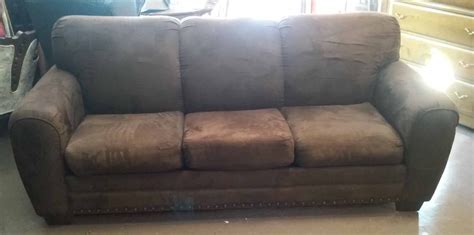 UHURU FURNITURE & COLLECTIBLES: SOLD **REDUCED** Brown ...