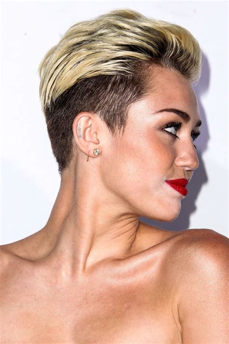 Consumer fragen consumer intime und perverse fragen. Miley Cyrus Kurze Haare - Miley Cyrus Ihre Haare Sind ...