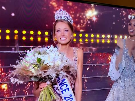 April benayoum, 21, was awarded second place in the pageant during a televised ceremony on saturday. Amandine Petit, Miss Normandie, coiffe la couronne enviée ...