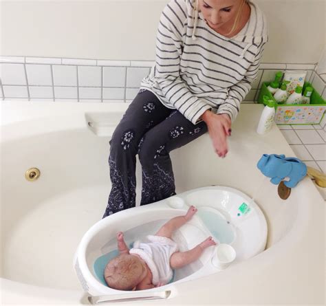 Best bathtub for newborn to toddler: New Mom Series: Infant Bathing - Gugu Guru Blog