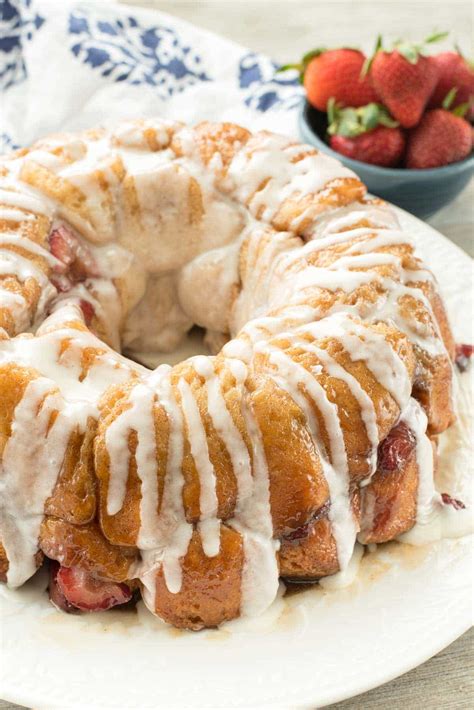 Imagine, homemade monkey bread just one hour! Monkey Bread With 1 Can Of Biscuits / Homemade Monkey ...