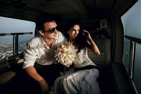Having a pretty wife or rich husband 'maximizes' life: study