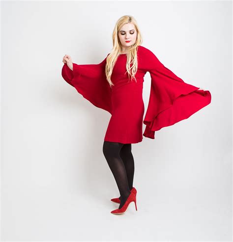 Entdecke rezepte, einrichtungsideen, stilinterpretationen und andere ideen zum ausprobieren. ABIGAIL BRESLIN in Nylon Magazine, October 2015 Issue - HawtCelebs