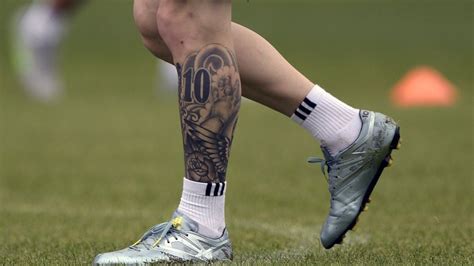 Lionel messi is one of the greatest, if not the greatest, footballer ever! Messi Tattoo Leg Thiago - Best Tattoo Ideas