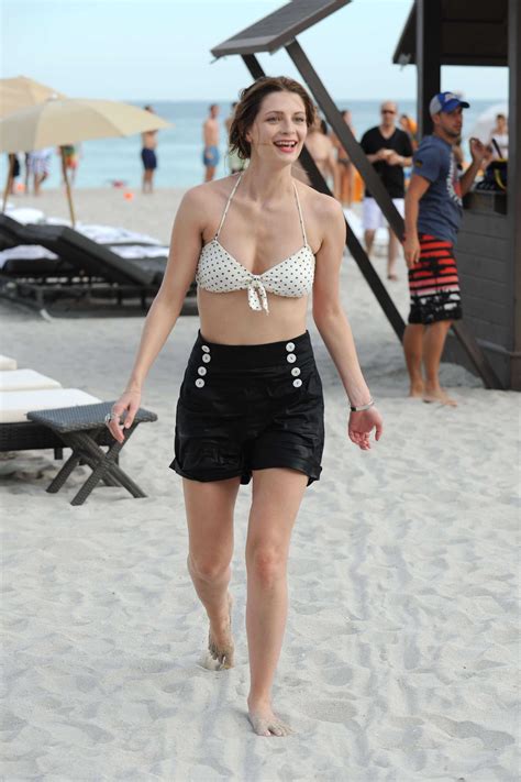Star opened up in an interview with harper's bazaar u.k. 49 Hottest Mischa Barton Bikini Pictures Shows She Has ...