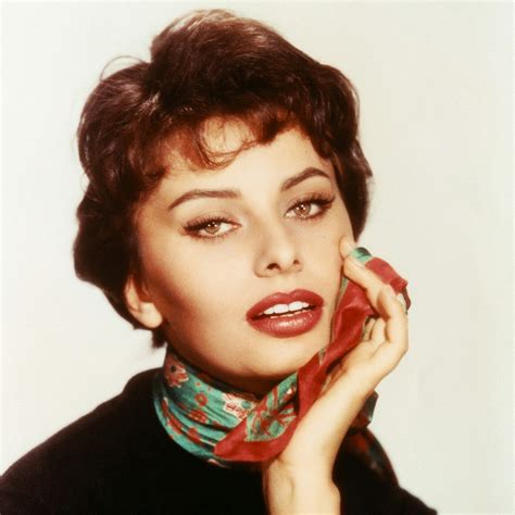 Os pais da menina afirmam que quatro dias marion brundell, patologista, afirmou no inquérito, que ainda continua, que sophie morreu devido à. Arteeblog: Sophia Loren - uma homenagem - com fotos e ...