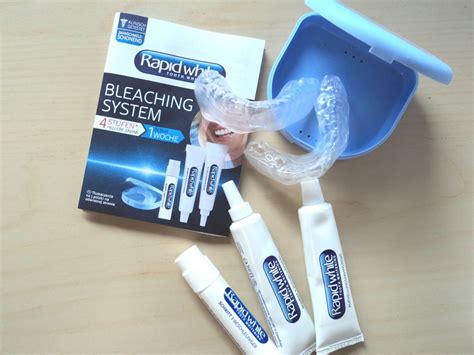 Weiße zähne gelten seit jeher als schönheitsideal. Zähne Bleichen für Zuhause RapidWhite Review