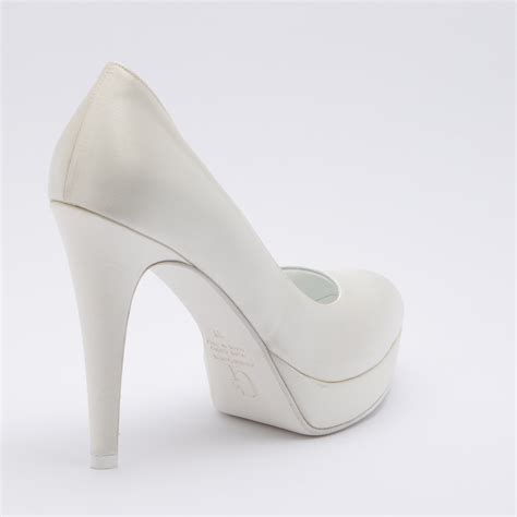 Per le tue serate speciali, svetta con un paio di tacchi a spillo di asos design, oppure opta per un paio di tacchi bassi tattici che ti accompagnano dalla mattina. Scarpe Sposa Tacco 13 / Acquista 2019 Scarpe Da Donna Con ...