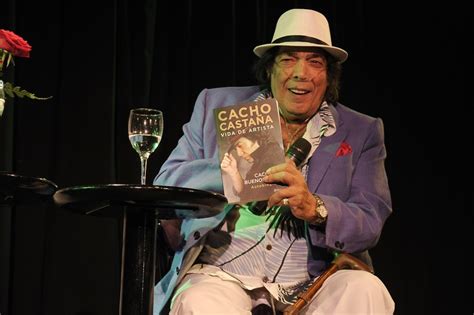 Cacho castaña, compositor de famosas canciones como café la humedad, garganta con arena y para vivir un gran amor, estuvo internado por problemas cardíacos en 2005 y respiratorios en 2011. Cacho Castaña: "Grave y con pronóstico reservado" « Diario ...