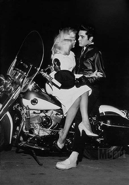 One of elvis's most popular cars, the iconic 'pink cadillac' was reported to be the king's favourite car. motorcycles photo: elvis motor Elvis-58.jpg | Elvis ...