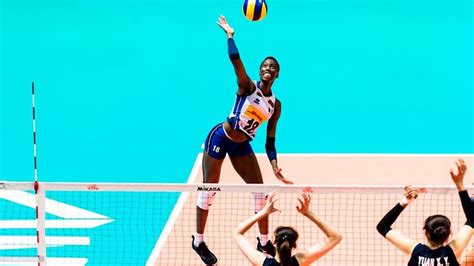 She plays for imoco volley and is part of the italy women's national volleyball team. Paola Egonu, la forza oltre la schiacciata