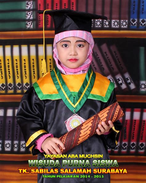 Selembar ijazah bisa dijadikan bukti dan. @Pro "Art Photo & Video" Studio: Sample Foto Wisuda TK