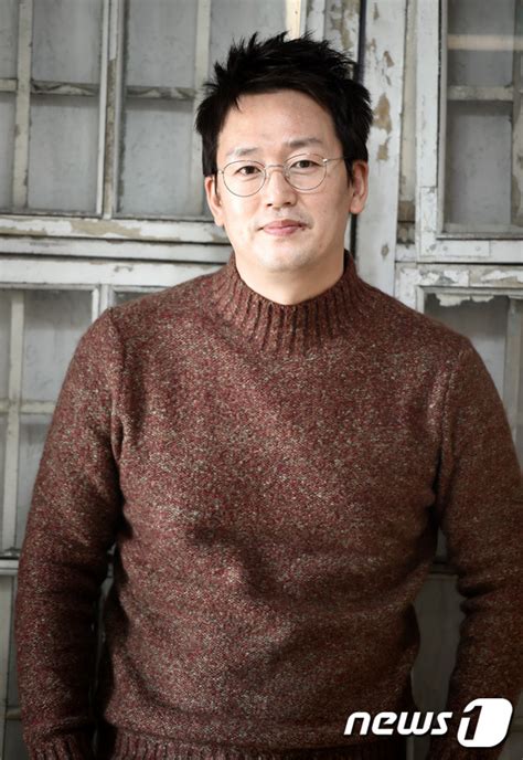 Kim jung tae will appear with his wife jeon yeo jin to unveil the daily life of their 11 years of marriage. Kim Jung Tae rút khỏi dự án phim 'Empress's Dignity'