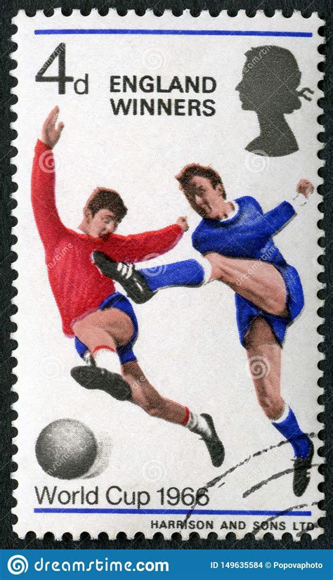Met voetballers als marcus rashford, het talent van manchester united, zelfs op de bank. VERENIGD KONINKRIJK - 1966: Shows Soccer Players ...