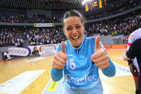 She participated at the 2009 world women's handball championship in china, winning a silver medal with the french team. Straffrysare tog Brest till cupfinal - Handbollskanalen