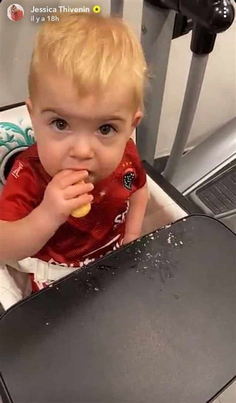 We provide version 3.4.1, the latest version that has been optimized for different devices. Jessica Thivenin: Maylone mange son tout premier gâteau ...