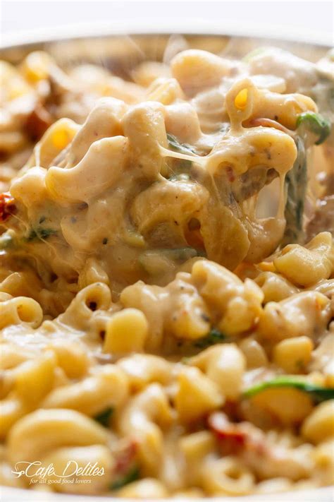 Turn mac and cheese into a complete dinner by adding vegetables and meat. What Meat Goes Good With Mac And Cheese : The Creamiest ...