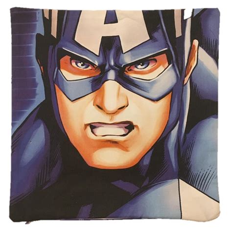 This captain america face paint design is great for on the job, themed birthday parties, or just a halloween face paint design. Captain America Face Cushion Cover 45x45cm - kidscollections