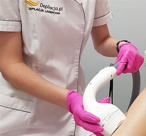 You can greatly reduce the risk of possible side effects by having your treatment performed by a medical doctor who is extremely skilled in using lasers and has. How to Treat Skin after Laser Hair Removal - Quick Study