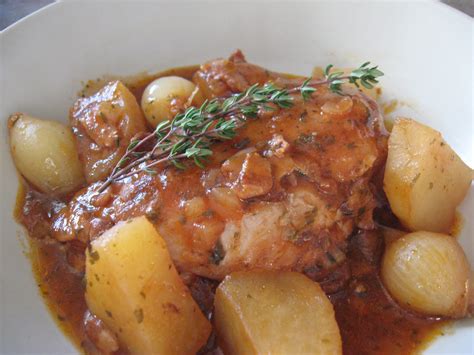 Bonjour noëlla, étant donné que cette recette est à la mijoteuse nous recommandons de conserver les herbes sèches dans cette recette. Recettes de Flipp: Coq au Vin dans la mijoteuse