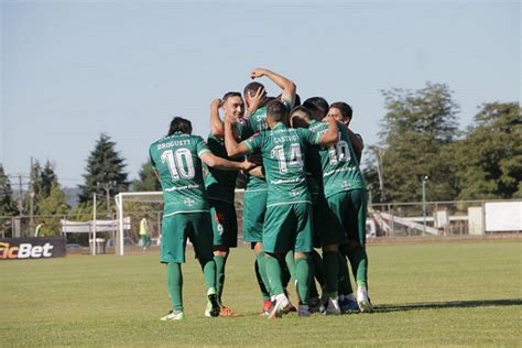 Download the background for free. Deportes Temuco aplastó 4-0 a Deportes Valdivia con gran ...