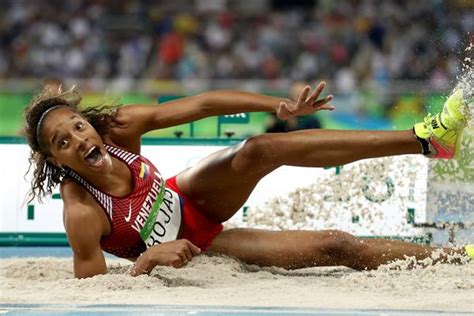 Venezuelan yulimar rojas set the women's indoor triple jump world record on friday in madrid with a 15.43m leap. Report: women's triple jump final - Rio 2016 Olympic Games ...