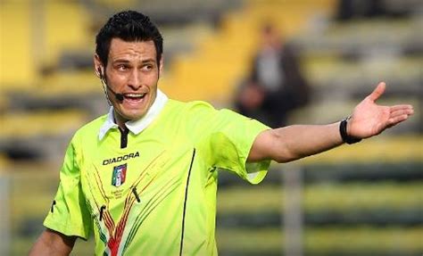 Maurizio mariani (roma, 25 febbraio 1982) è un arbitro di calcio italiano. CATANIA-CESENA: dirigerà Mariani, arbitro del contestato ...