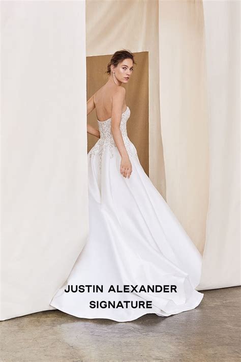 Luxury crystals beading bodice 2 in 1 wedding dresses 2020 skin tulle detachable train bride dress long sleeves appliques gowns. Style ASPEN: Beaded Illusion Bodice with Silk Mikado Skirt ...
