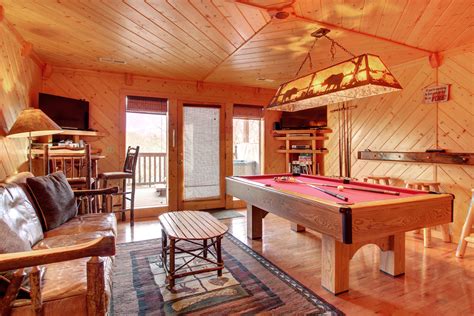 At hearthside cabin rentals, our guests are our #1 priority. 4Bedroom, Sleeps14, Appalachian Adventure 642 by Large ...